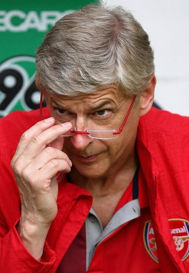 年轻球员崭露头角，展现出色表现获称赞的简单介绍