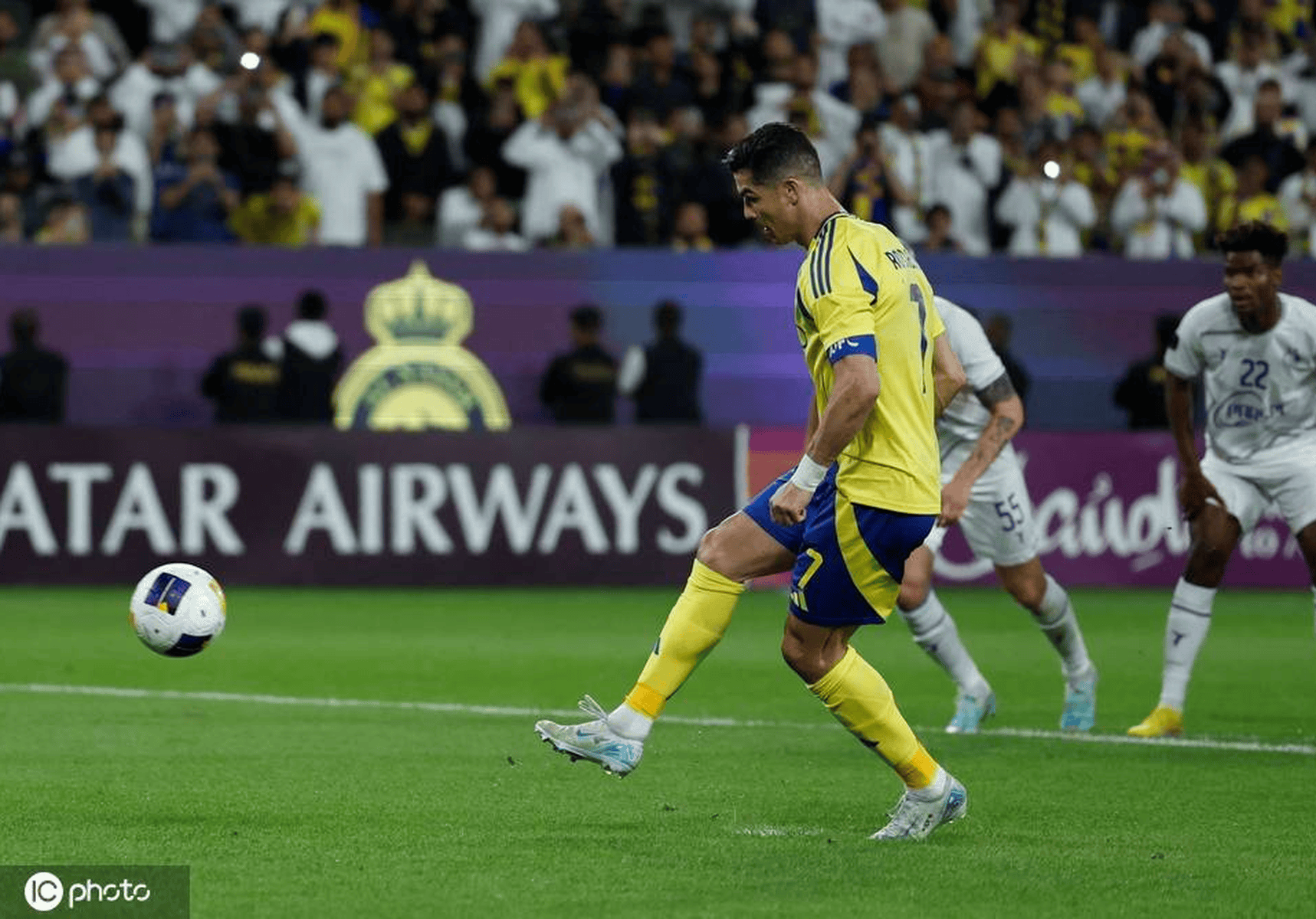 包含尼斯客场大胜雷恩，杜兰维斯马勒蒂安合砍战绩的词条