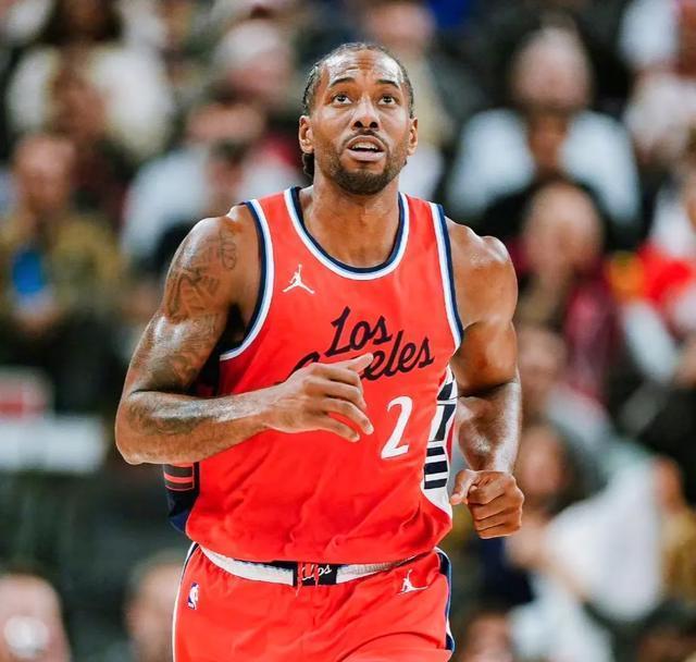 包含快船负于雄鹿，乔治犀利表现僅能為球隊減少失分的词条