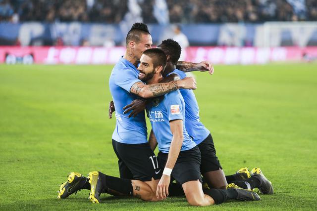 开云体育APP下载-包含重庆斯威在主场击败大连一方，全取三分的词条