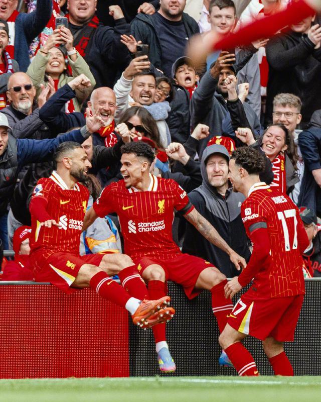 利物浦主场轻取布莱顿，保持领跑优势