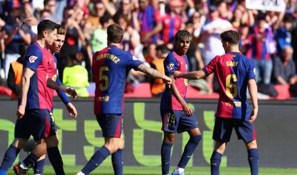 瓦伦西亚客场大胜，积分榜上升