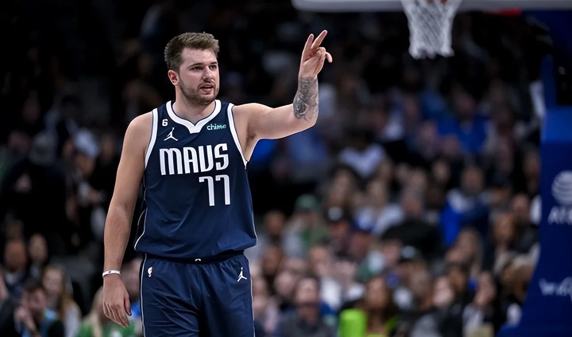 开云体育下载-瑞士队挽回颓势，冲出困局