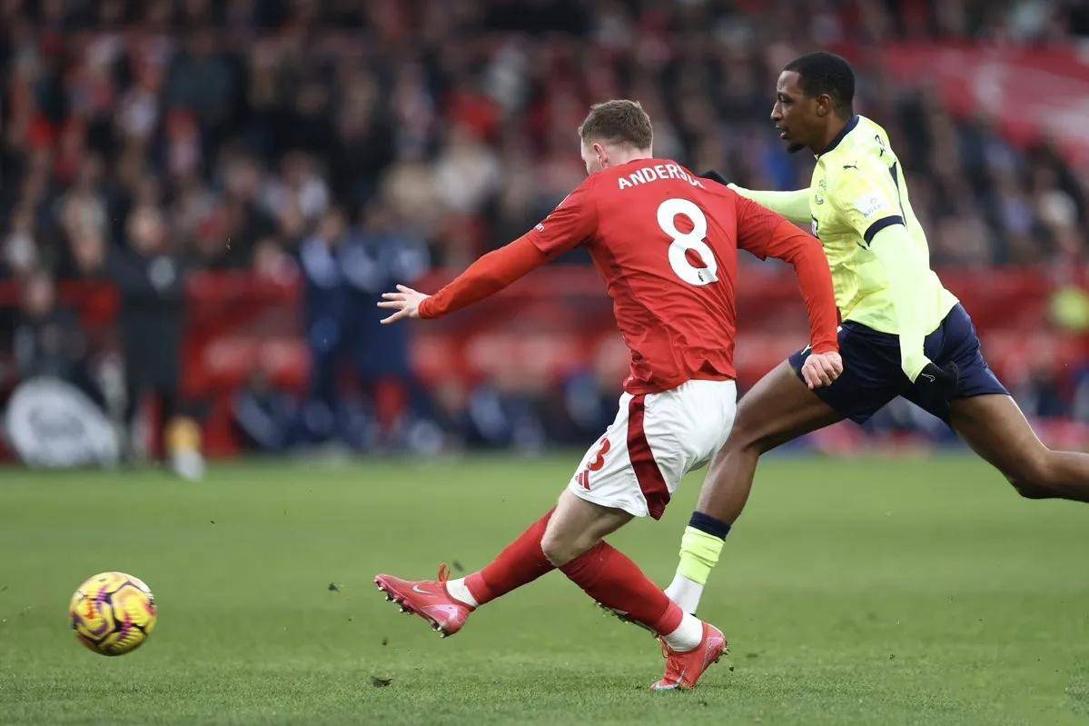 开云体育中国-包含曼联胜斯旺西，积分追平前四的词条