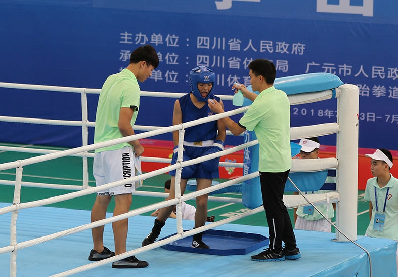 巴拿马拳击冠军拳路一致-实力击败对手的简单介绍