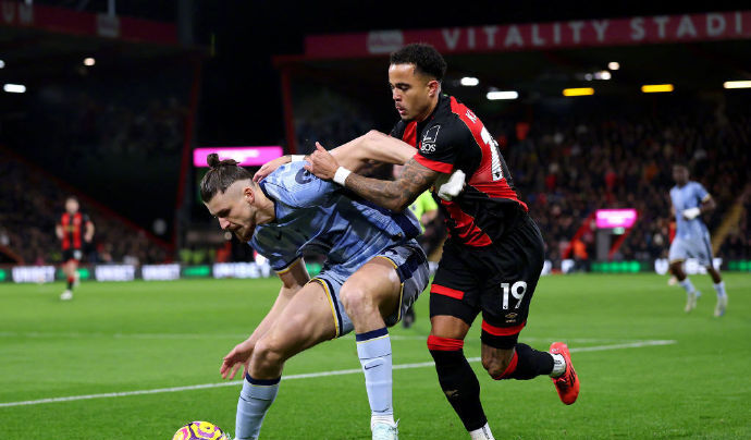 热刺主场战胜布莱顿，继续领跑积分榜的简单介绍