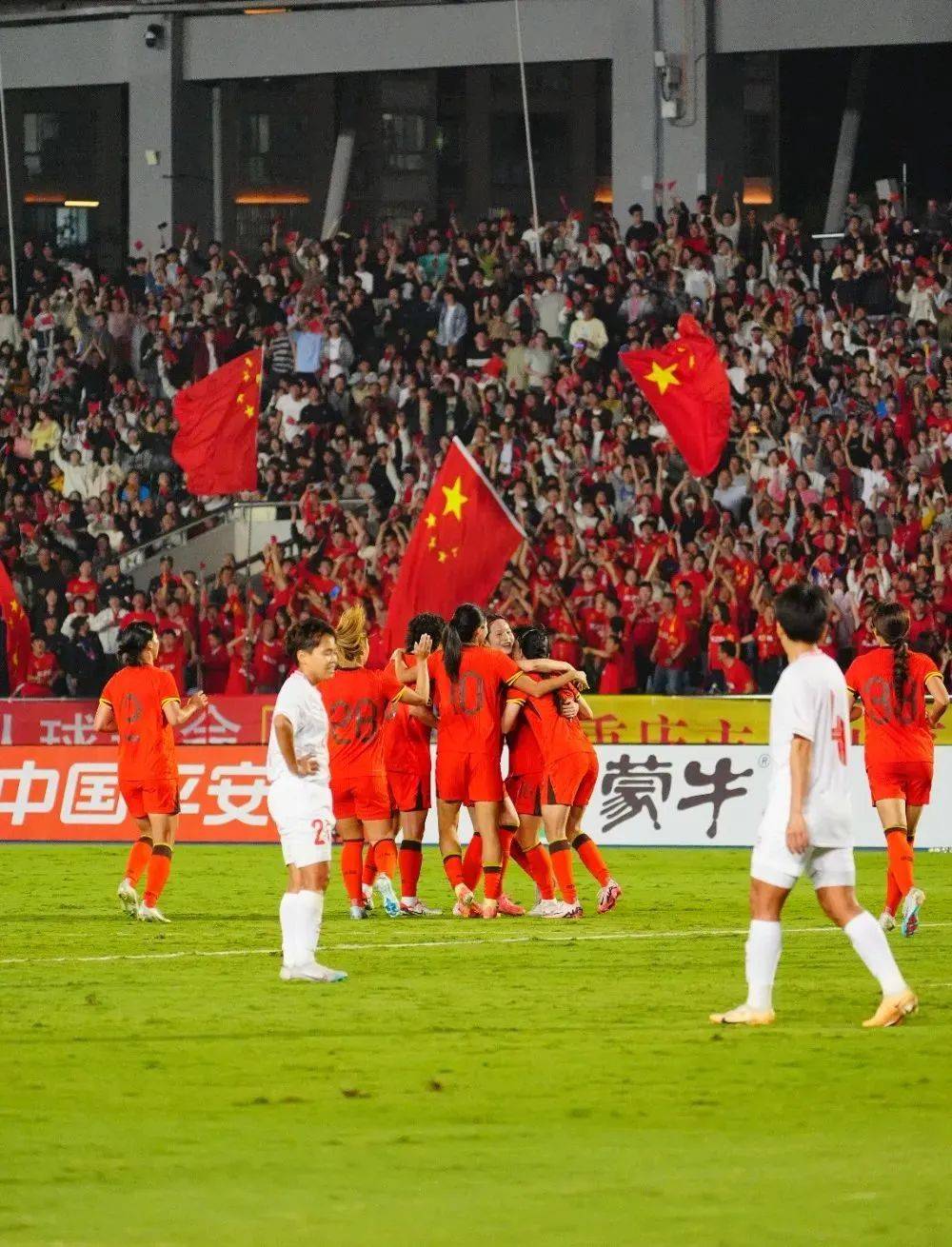 女足比赛勇往直前，成绩喜人的简单介绍