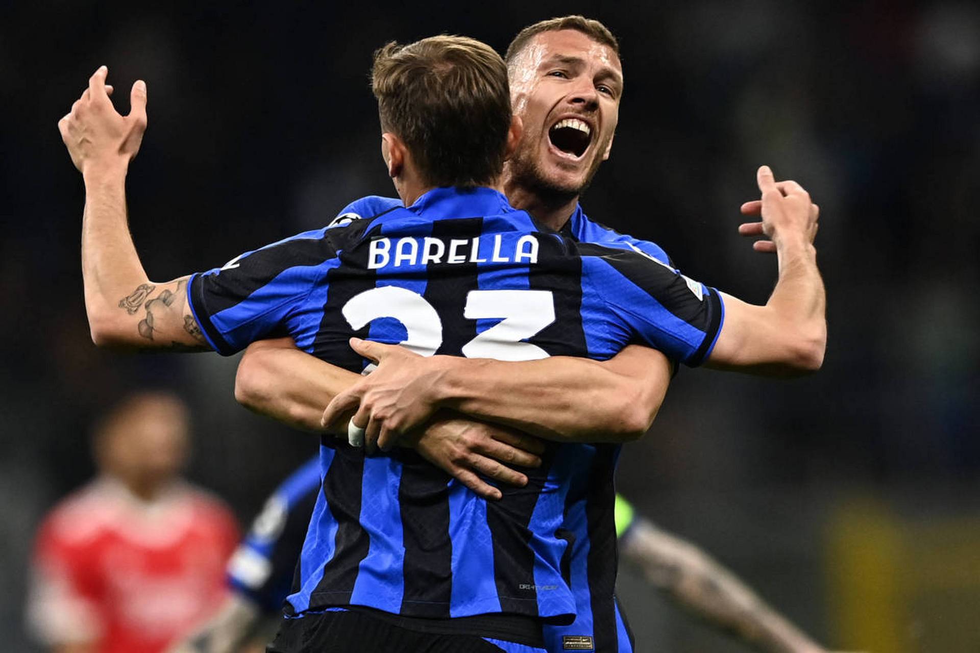 包含国米在客场展现强大实力，轻松击败对手的词条