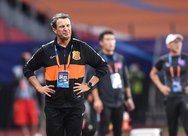 关于关键时刻！球队换帅谋求突破的信息