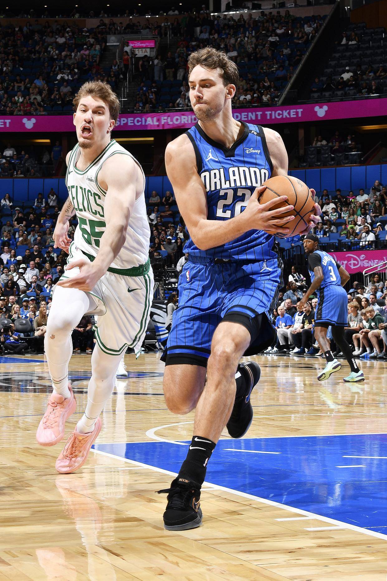 开云体育登录-关于魔术队逆袭夺胜！雷霆队遗憾败北的信息