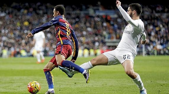 开云体育官网-马拉加-埃瓦尔，后卫难题替补登场