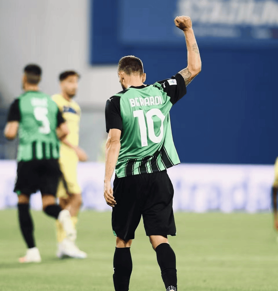 开云体育官方网站-萨索洛主场击败对手，全队士气高涨