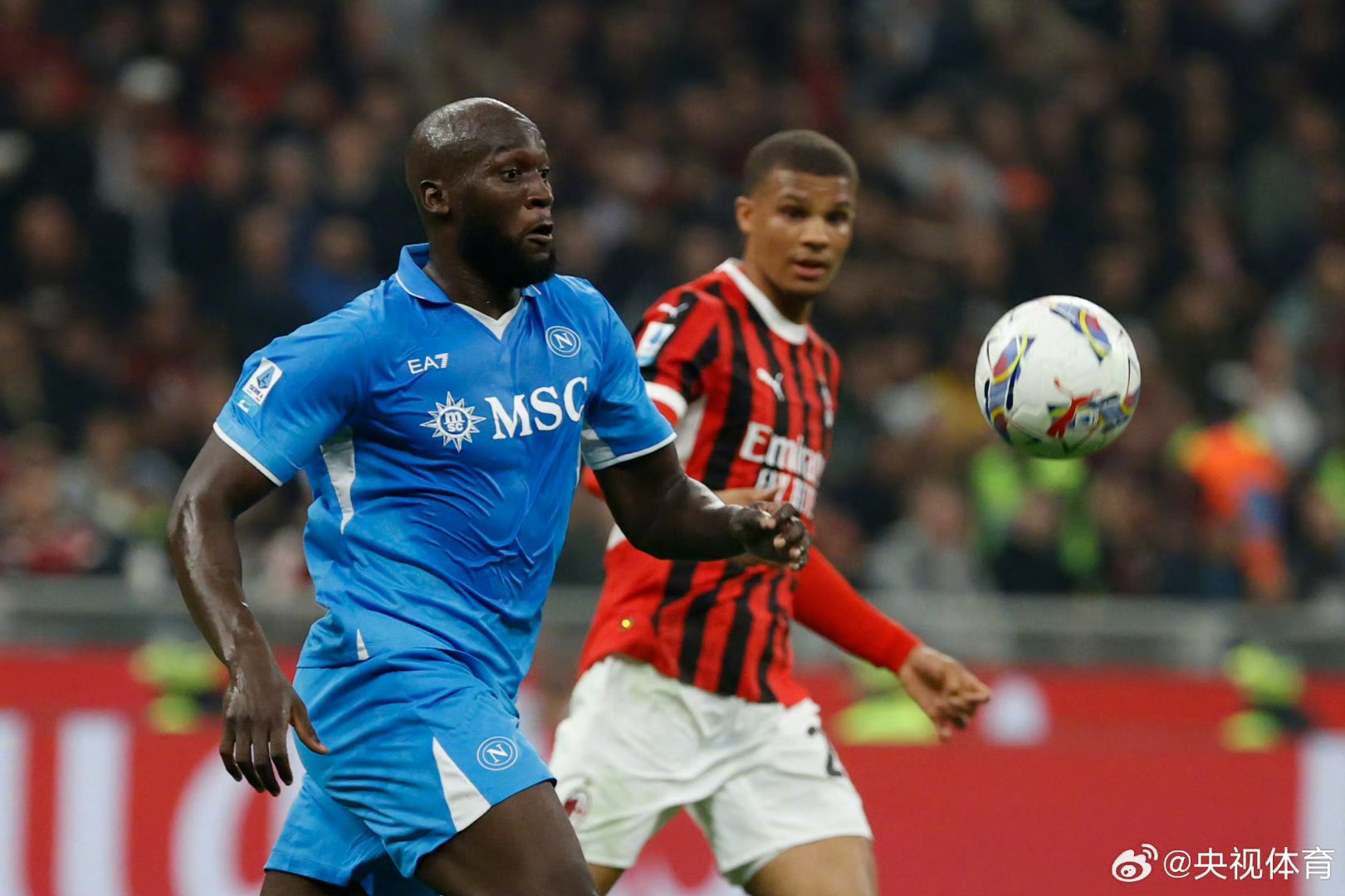 开云体育登录-AC米兰犯规屡屡，阵容调整不畅引众怒