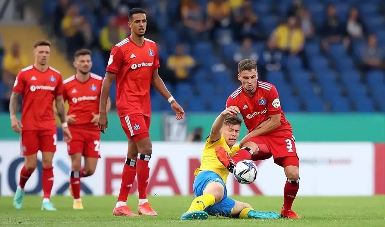 巴伦西亚主场战胜赫塔菲，终结两连败