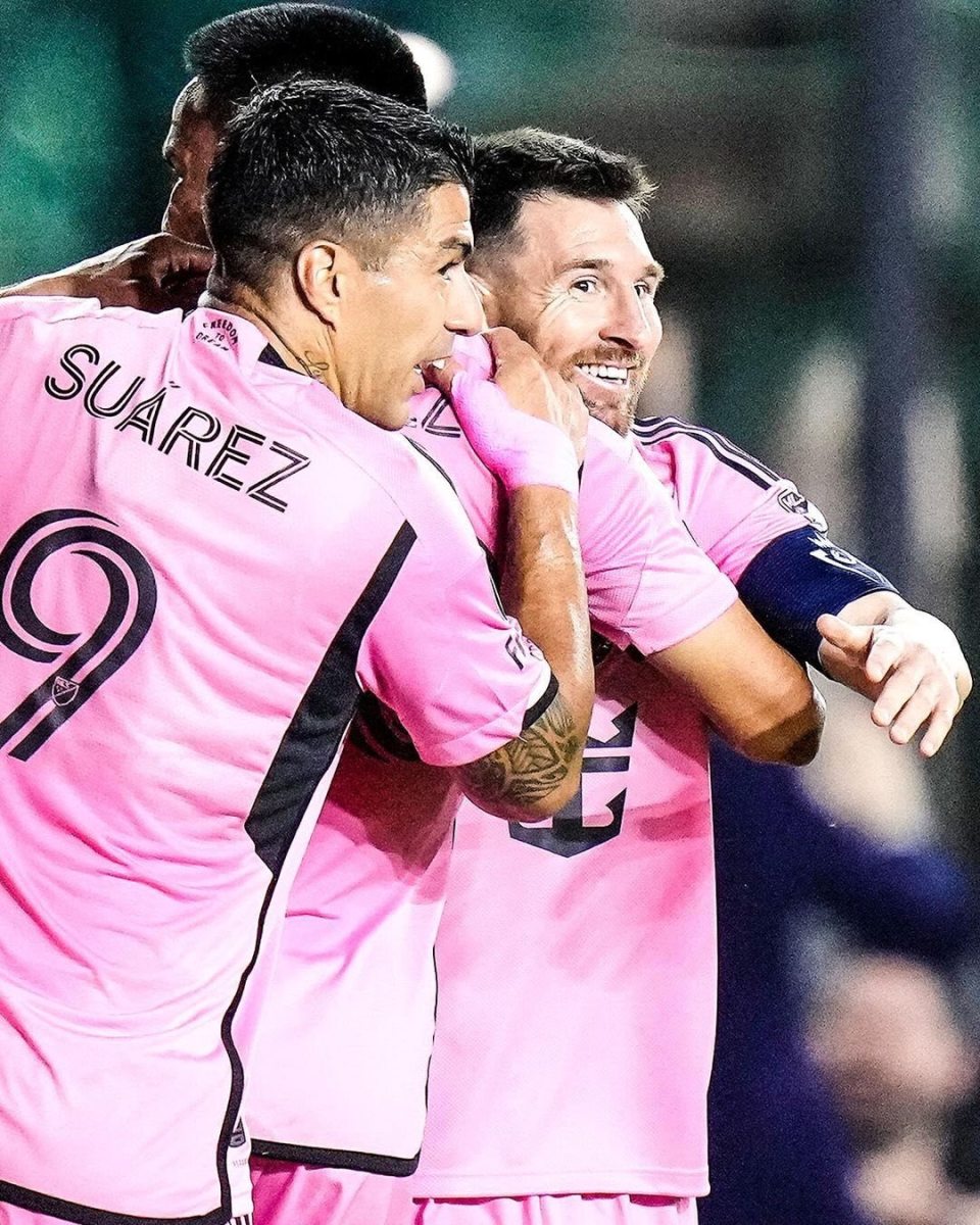 开云官网-悉尼球队奋力拼搏，晋级国际杯争冠名单