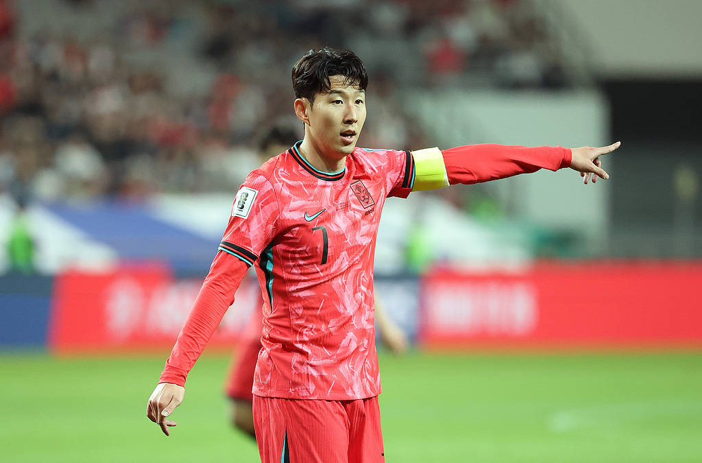 伯恩利客场失利，热刺携手孙兴慜势不可挡的简单介绍