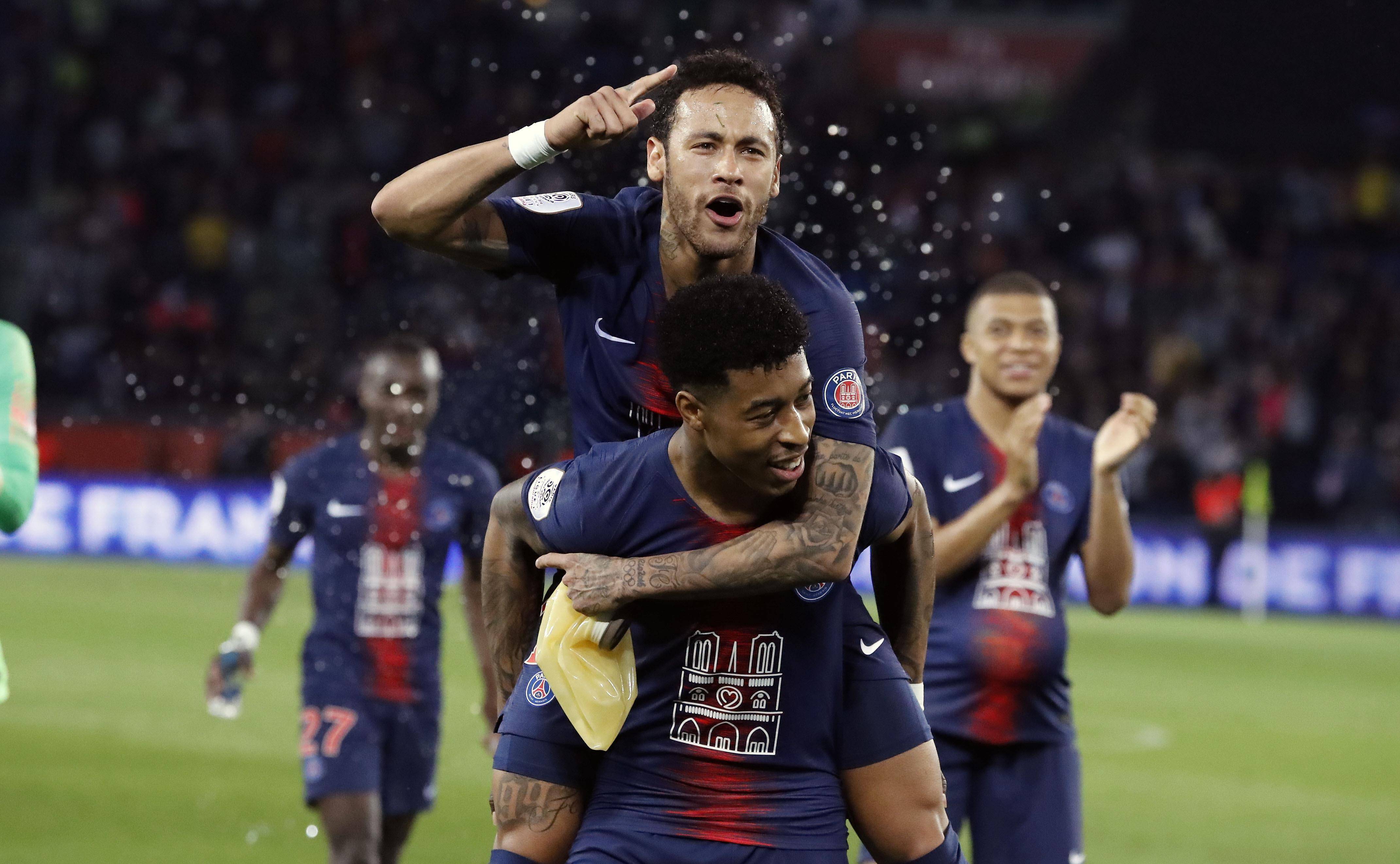 南特队在法甲联赛中逐渐崭露头角