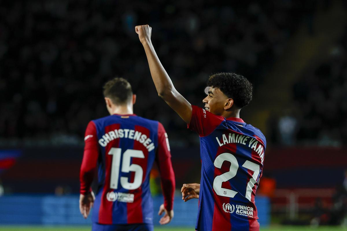 开云体育中国-包含奥萨苏纳客场战胜巴塞达，豪取三分的词条