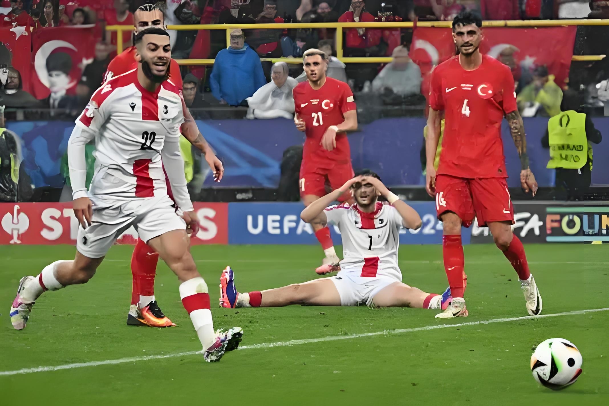 开云体育下载-土耳其队遭遇捷克逆转，无缘欧洲预选赛决赛