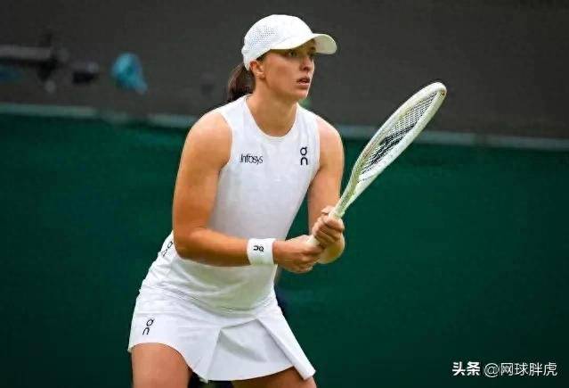 埃斯克羞辱对手，轻松晋级下一轮