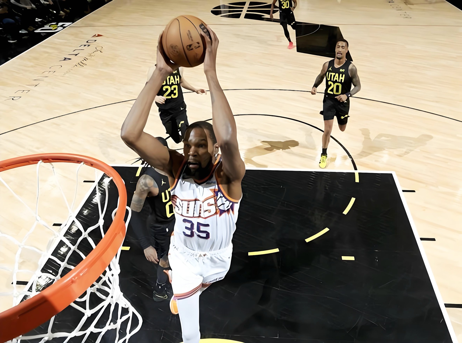 包含勇士球员展露杀手本色，助球队夺冠雄心的词条