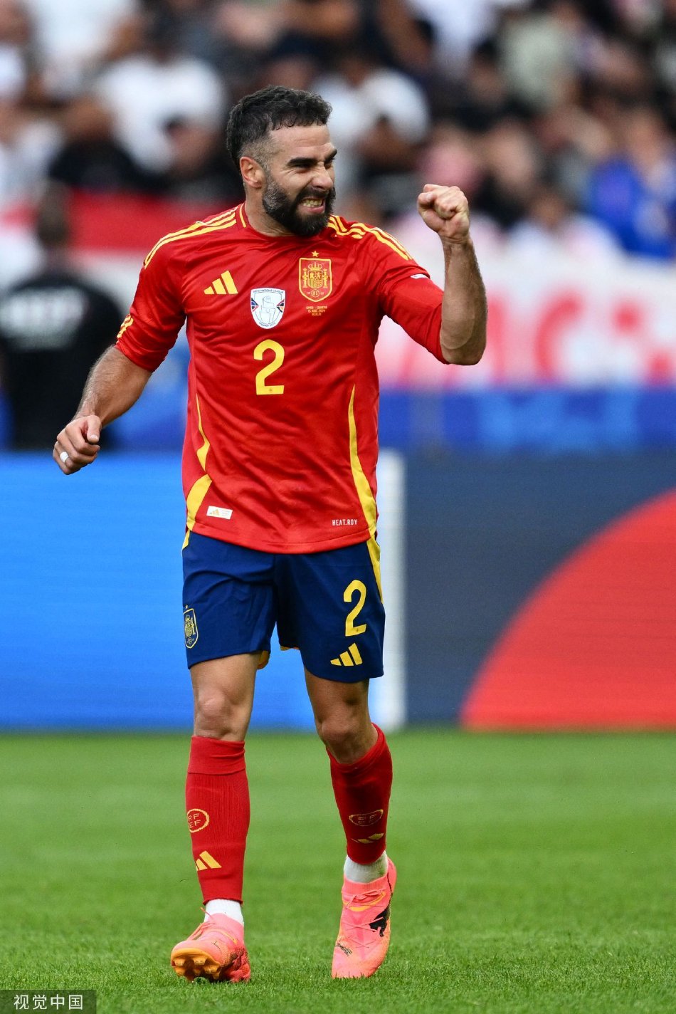 英格兰胜克罗地亚，开门红