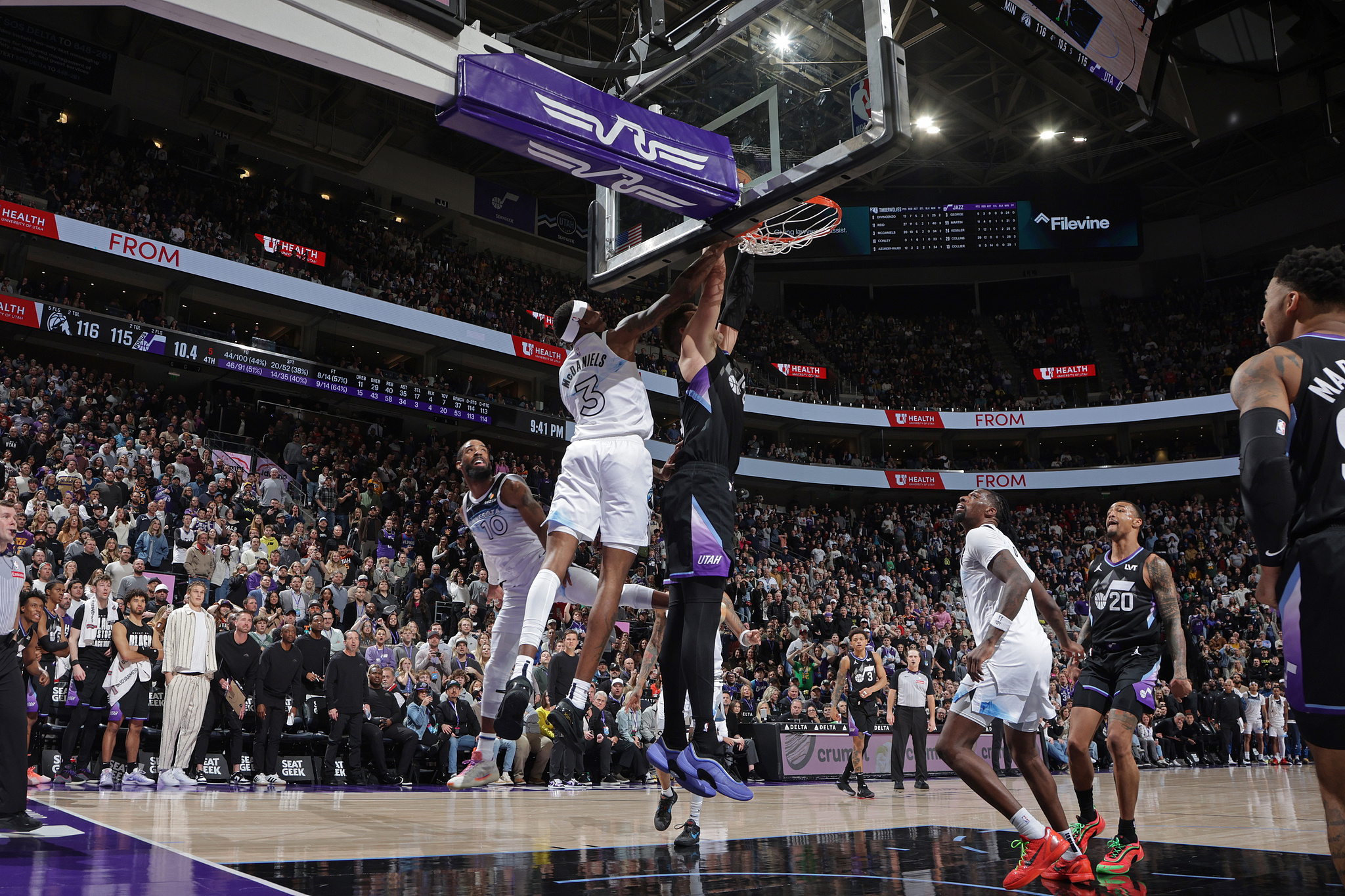 开云下载-包含森林狼主场不敌鹈鹕，卡特-唐斯再次独揽两双的词条