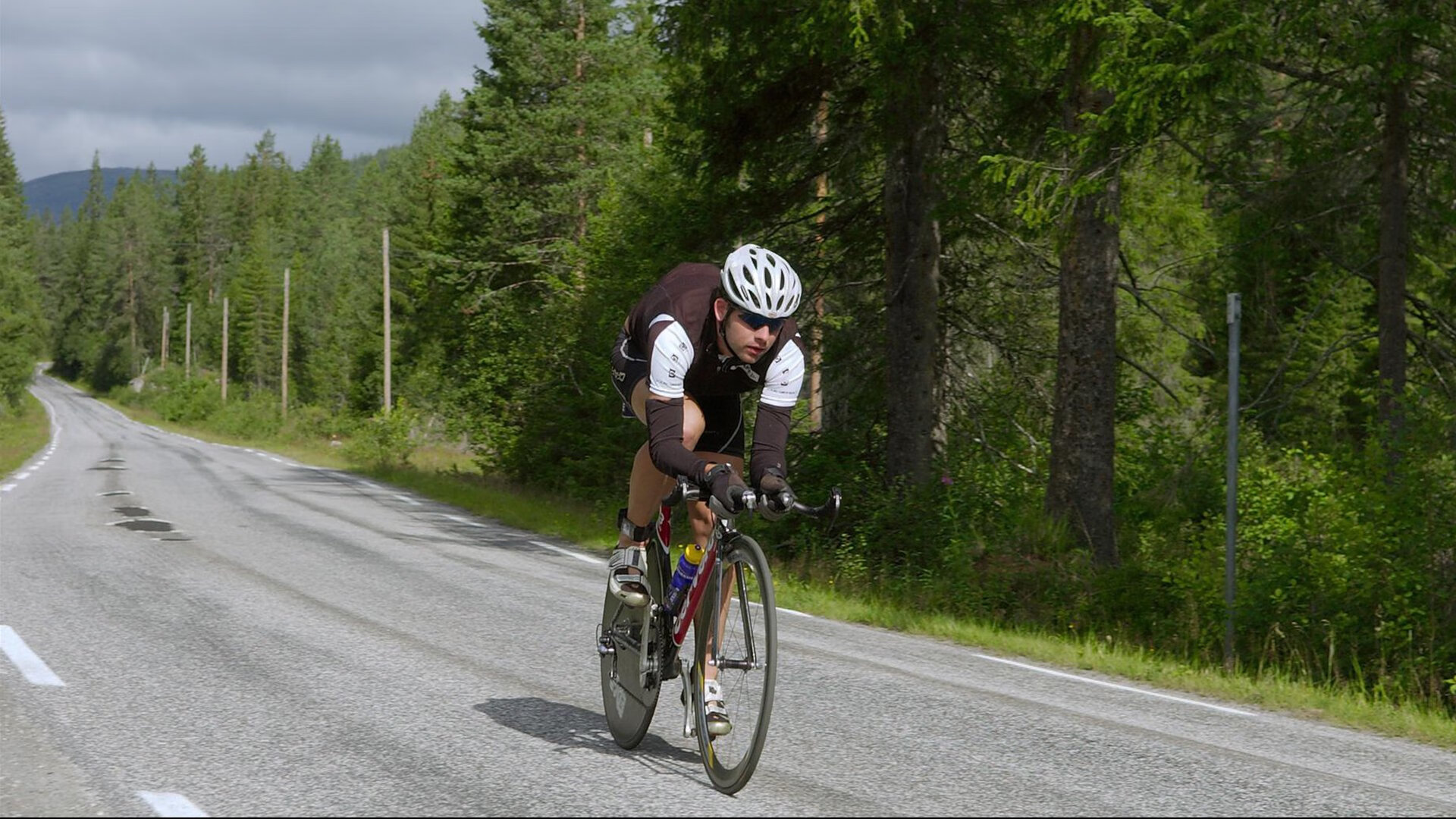 双核博弈，米切尔个人英雄主义难敌绿军团队狂潮